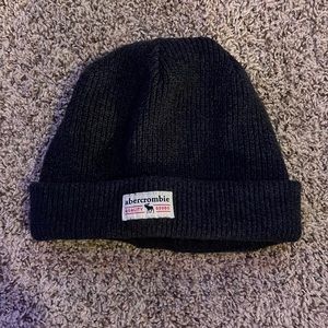 ABERCROMBIE AND FITCH BEANIE